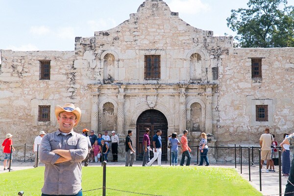 Chet at the Alamo