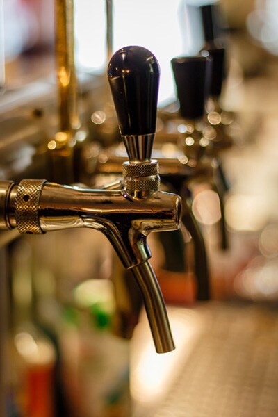 Tap dispenser