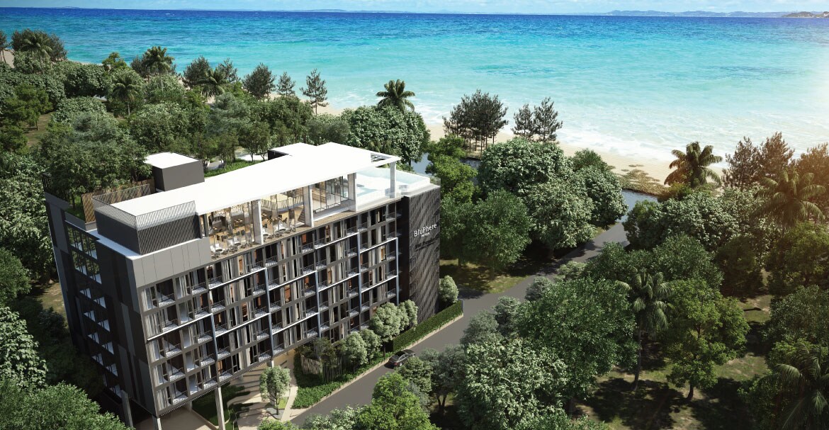 Best Western hotel along the beach and ocean.