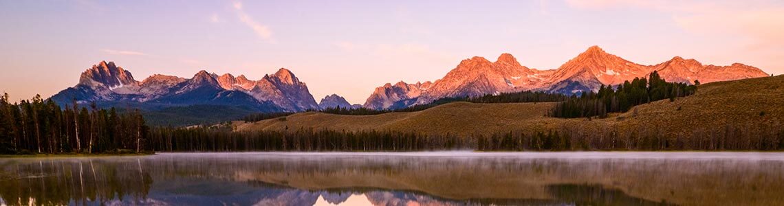 Sawtooth Mountain Range sunrise in Idaho