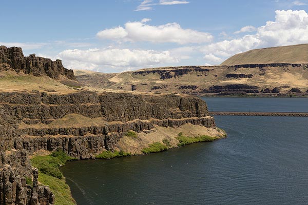 Horsethief Butte in Washington