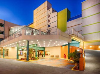 Best Western Plus Sandcastle Beachfront Hotel