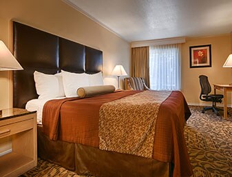 Best Western Plus Northwoods Inn
