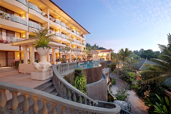 WorldHotels