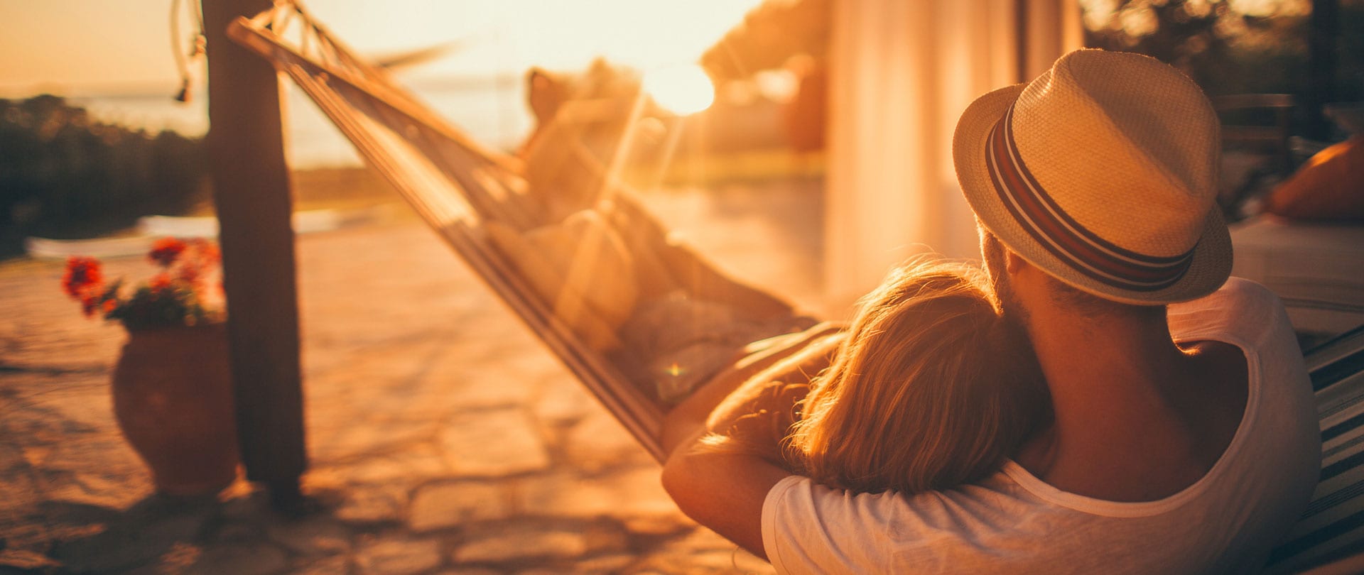 Couple in hammock enjoying elite status