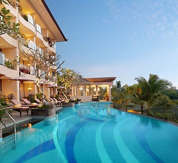 Join WorldHotels Rewards